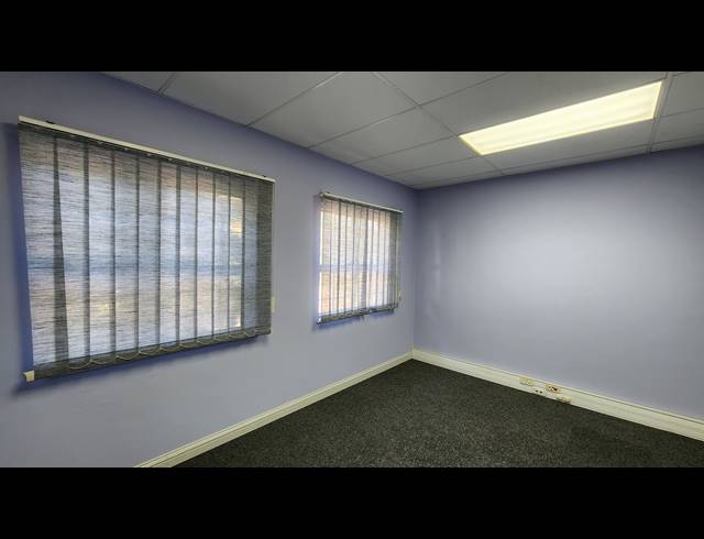 1,551M² WAREHOUSE TO LET IN SPARTAN